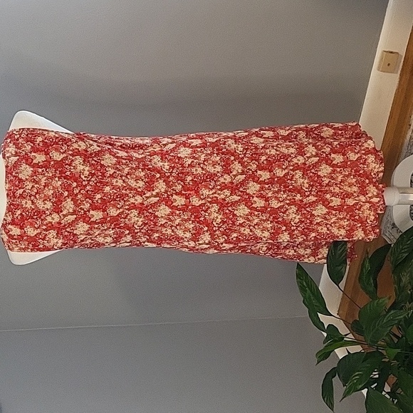 Jones New York Red and Tan Lined Floral Drape Neck Pullover Dress - Size 14 - Picture 3 of 8